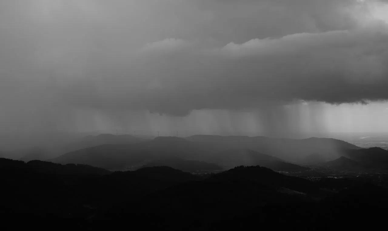 O mapa mostra &agrave;s &aacute;reas em alerta para chuva intensa